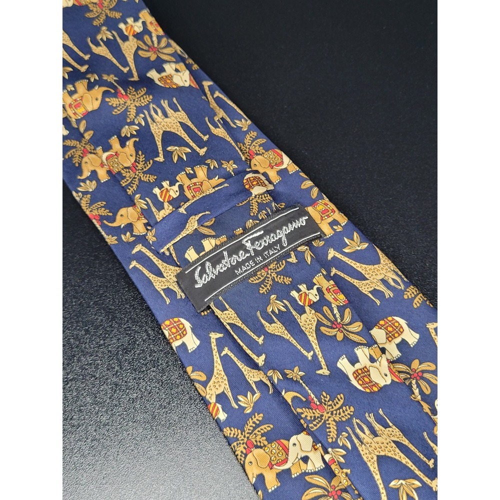 Salvatore Ferragamo Mens Tie Blue Elephant Giraffe Safari Made in Italy